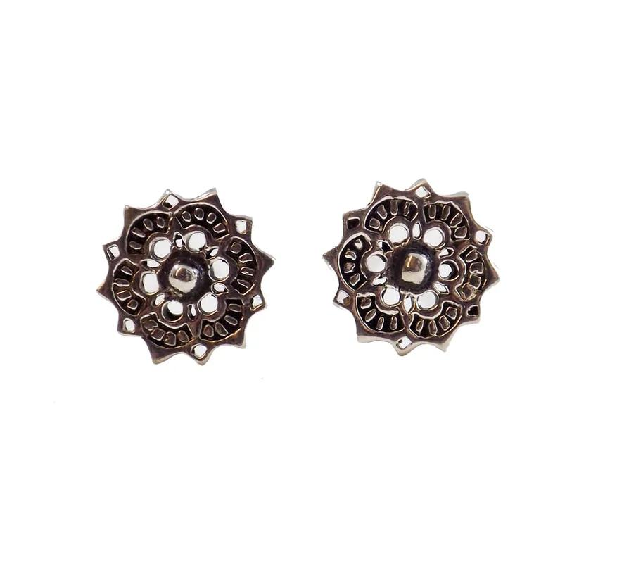 identitybodypiercing202605031431232155403