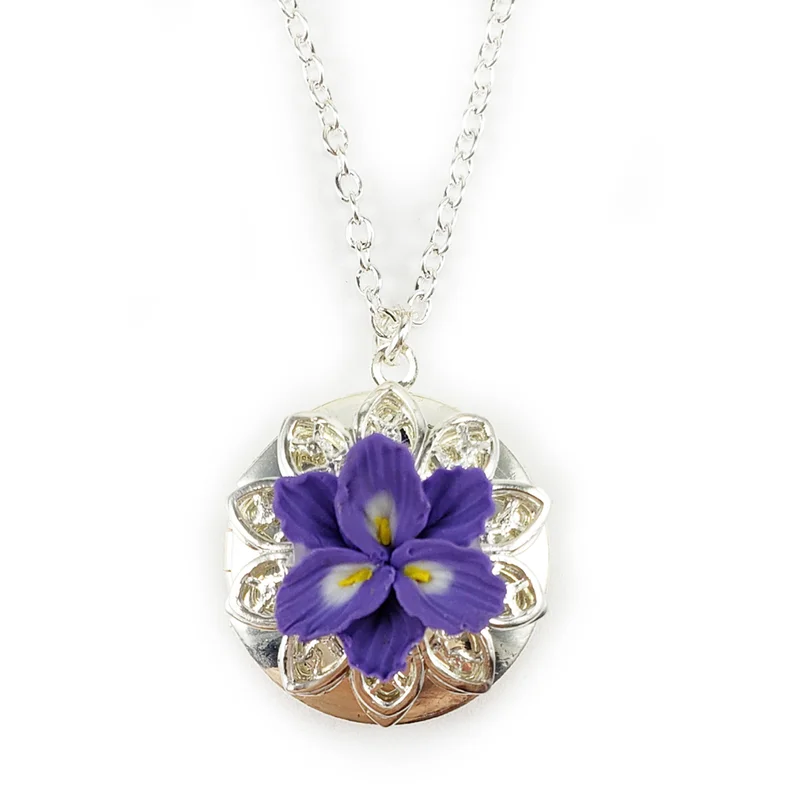 strandedtreasures202605031403122144384